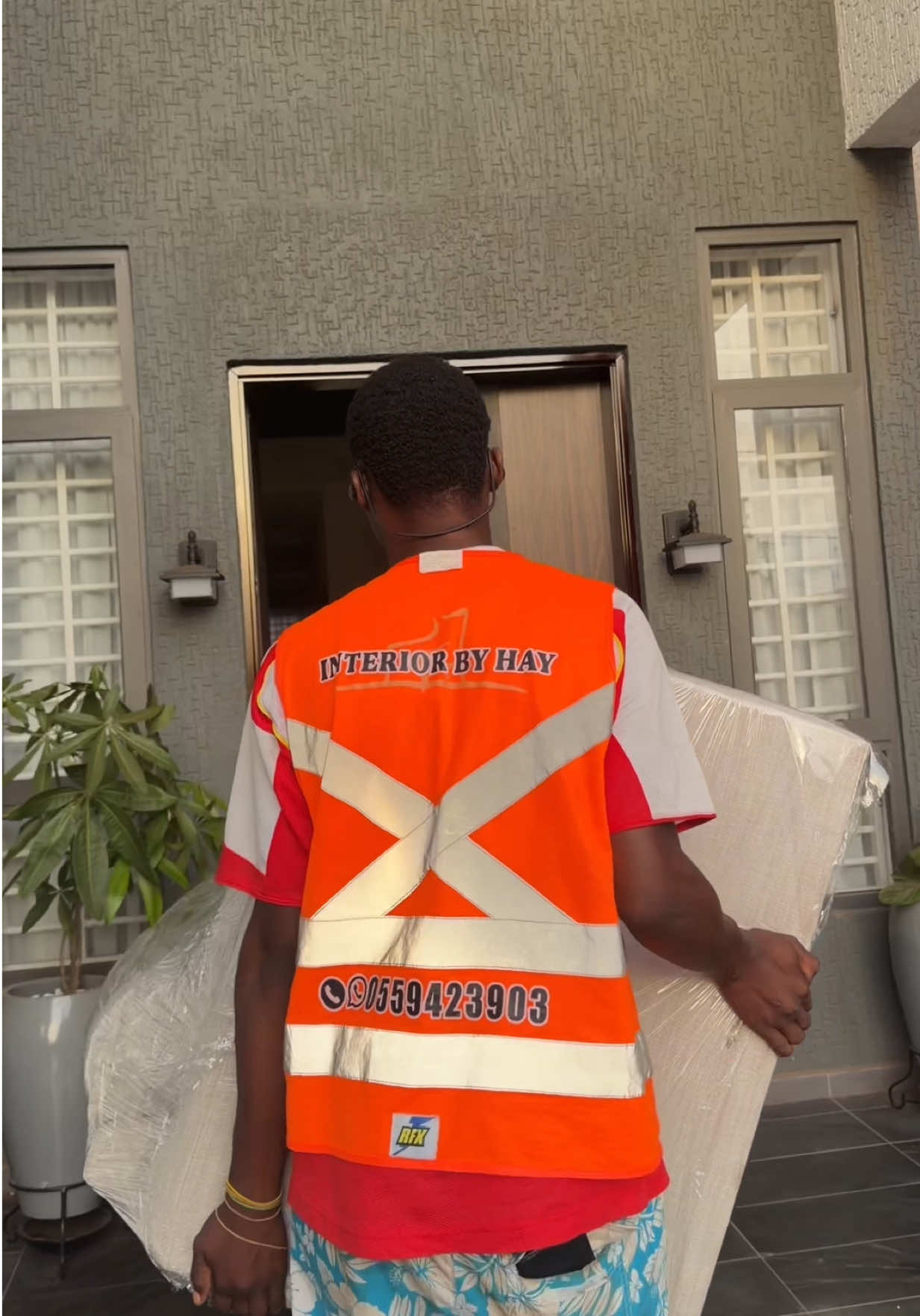 @haythefurnisher 🇬🇭