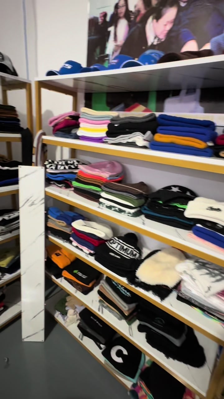 @customheadwear