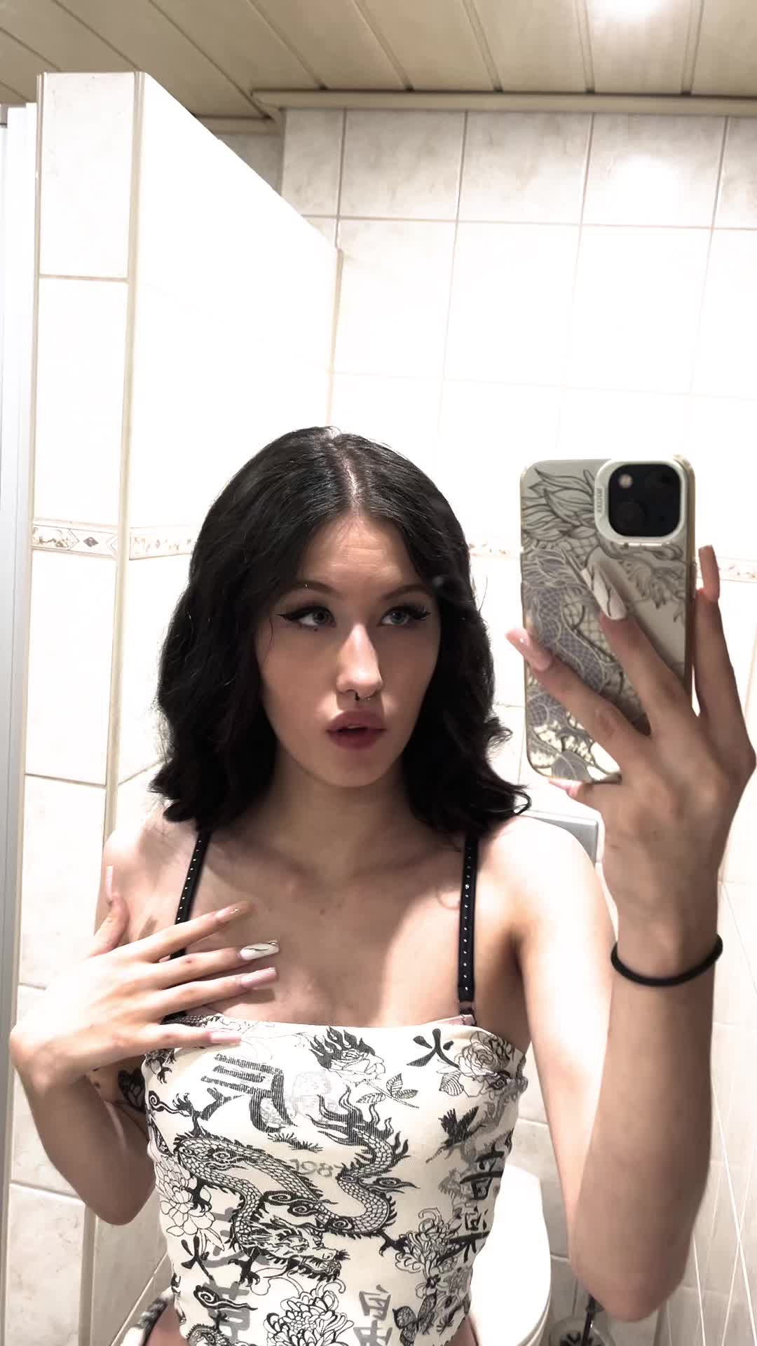 @Lisaxx3116