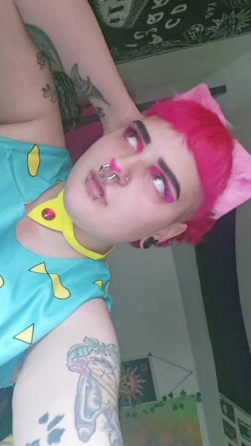 @Sar 🦇 🩸