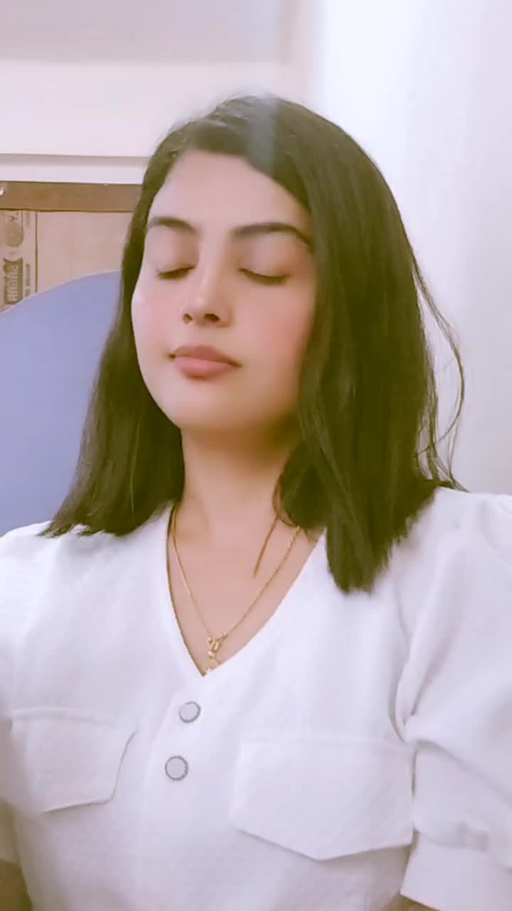 @Poonam Yadav😇