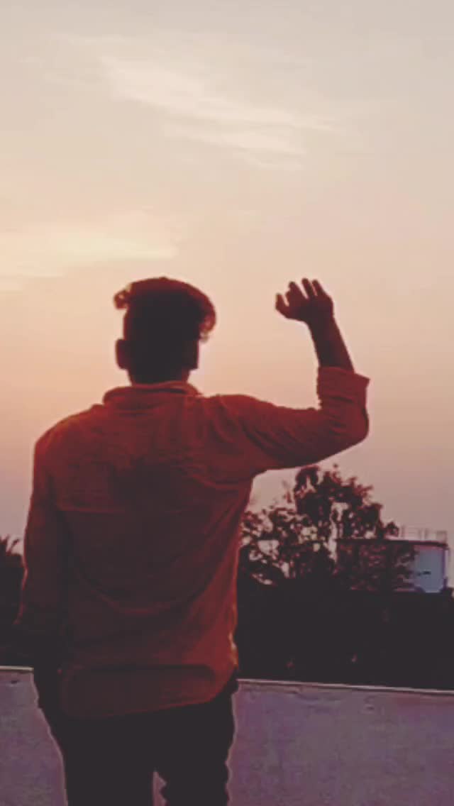 @Naveen D_a_n_c_e_r