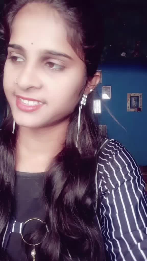 @shnaya Thakur