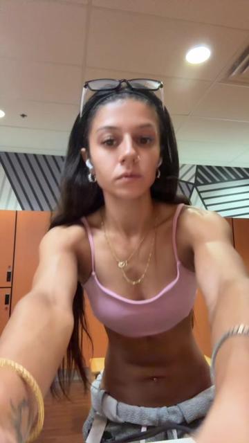 @taragym02