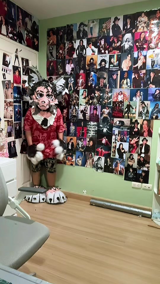 @𑣲⋆ ⸝⸝ หน้ากากกิเลน ! ⸝⸝ 🐉 ッ