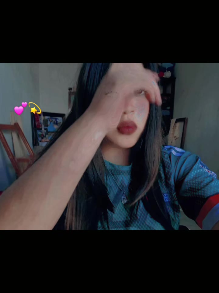@Valeria _ Aguilar ๐