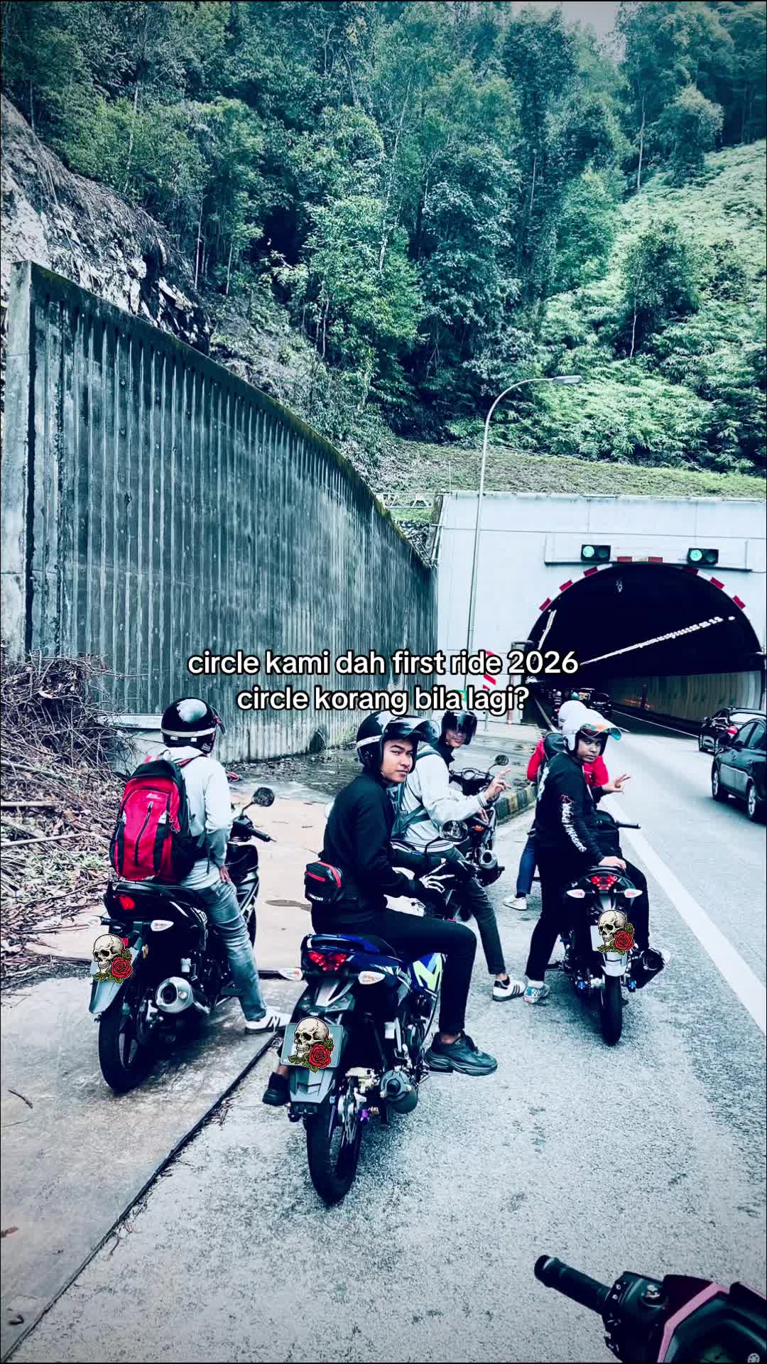 @๐๐ค๐จ๐ฉ๐ฃ๐๐ข๐๐ฅ
