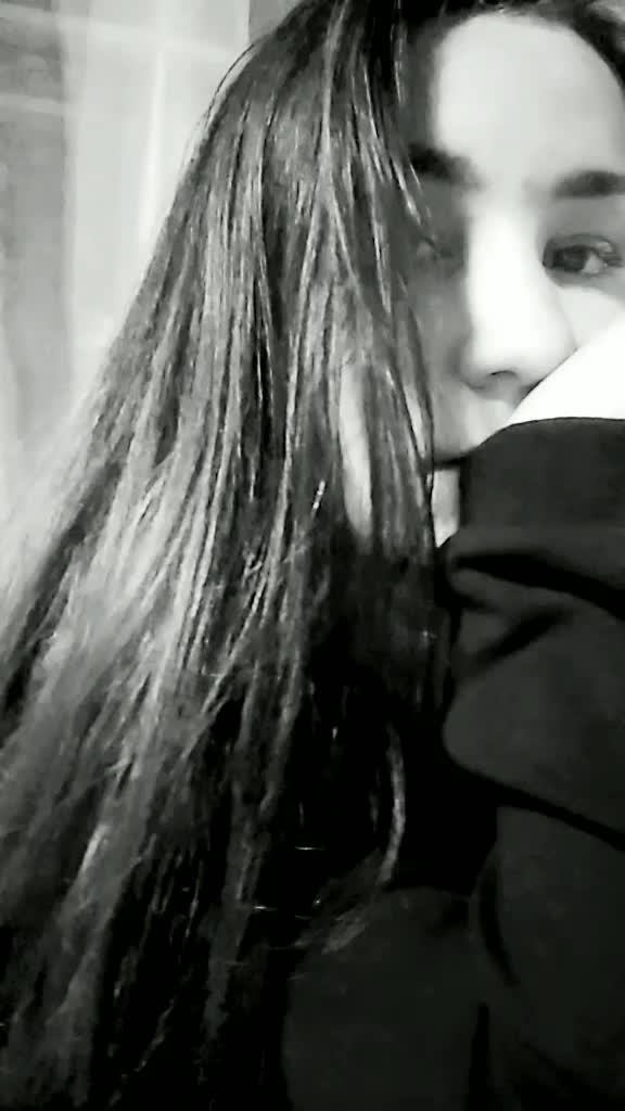 @arianaterno