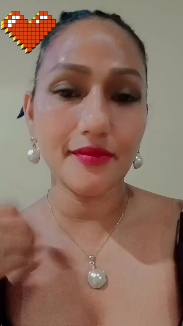 @giobaniaespinoza