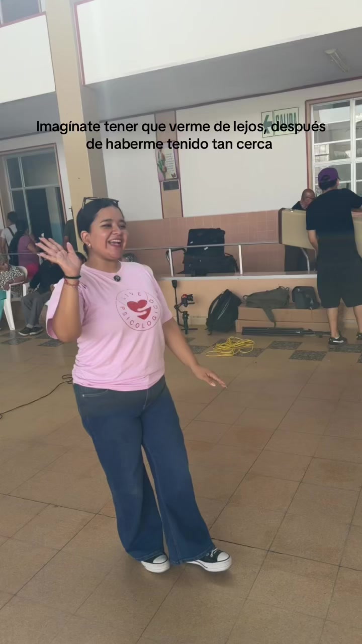 @Ana Valentina