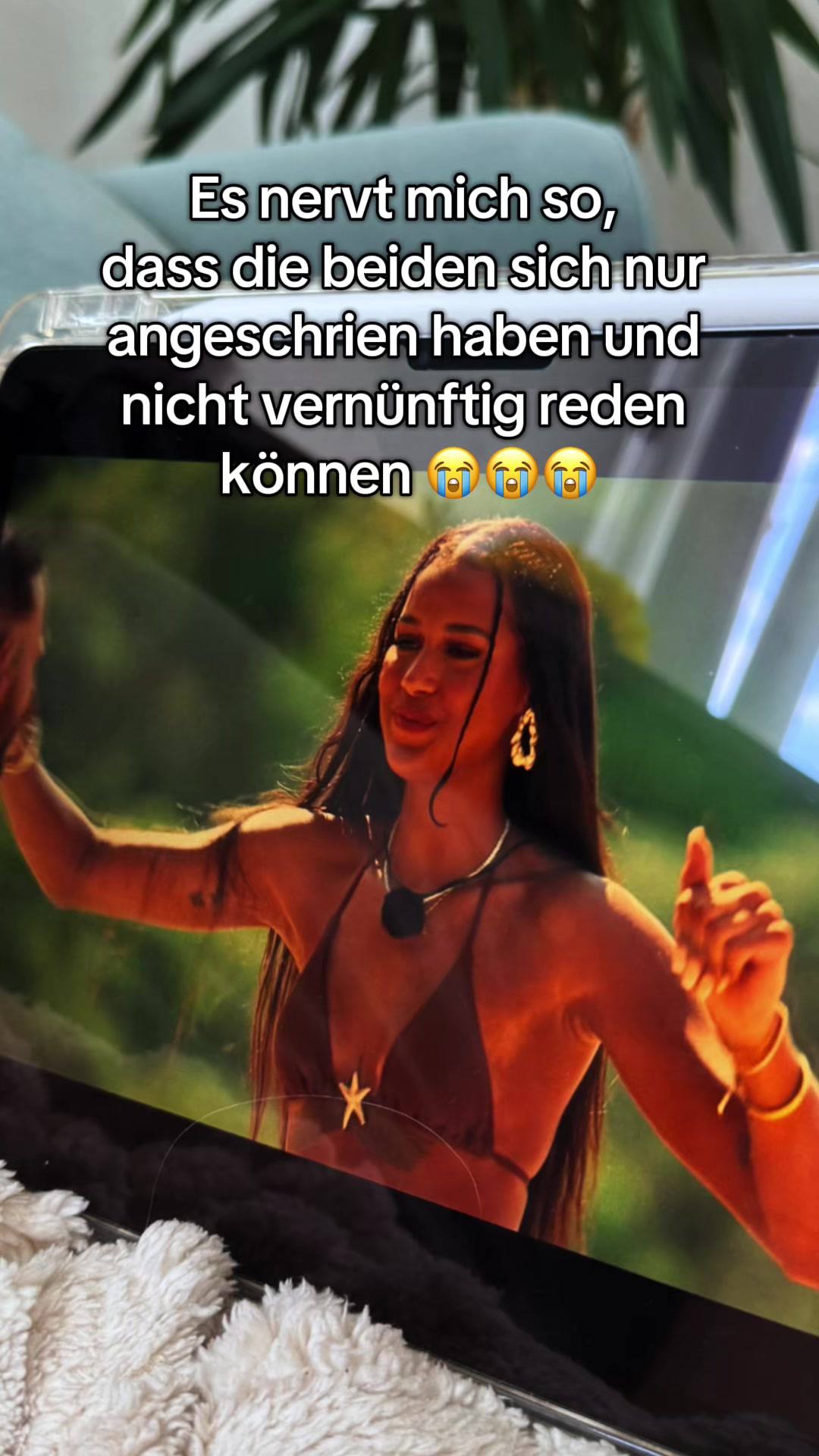 @juliatrashlife
