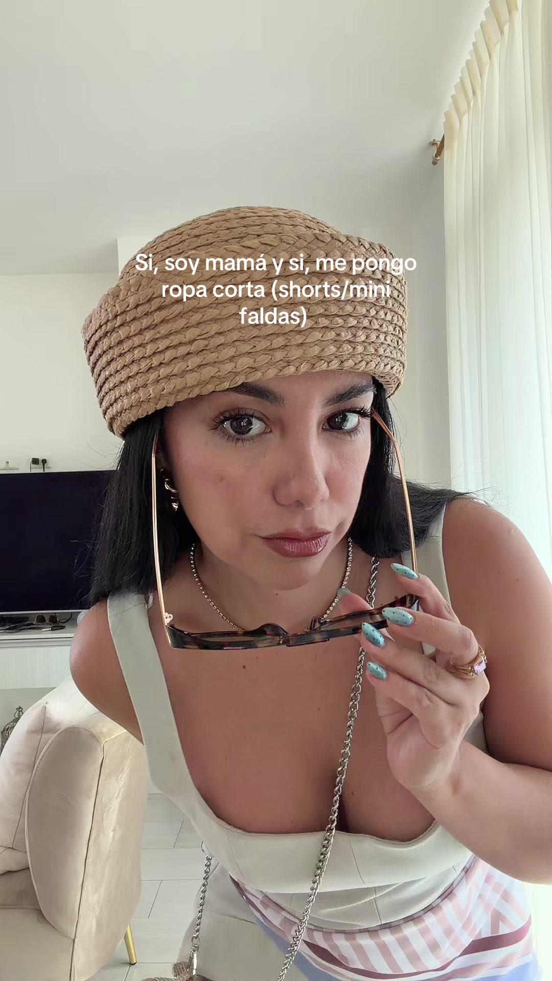 @Coraliamelo