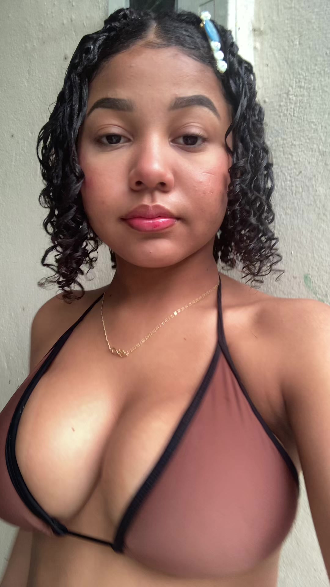 @Bz027