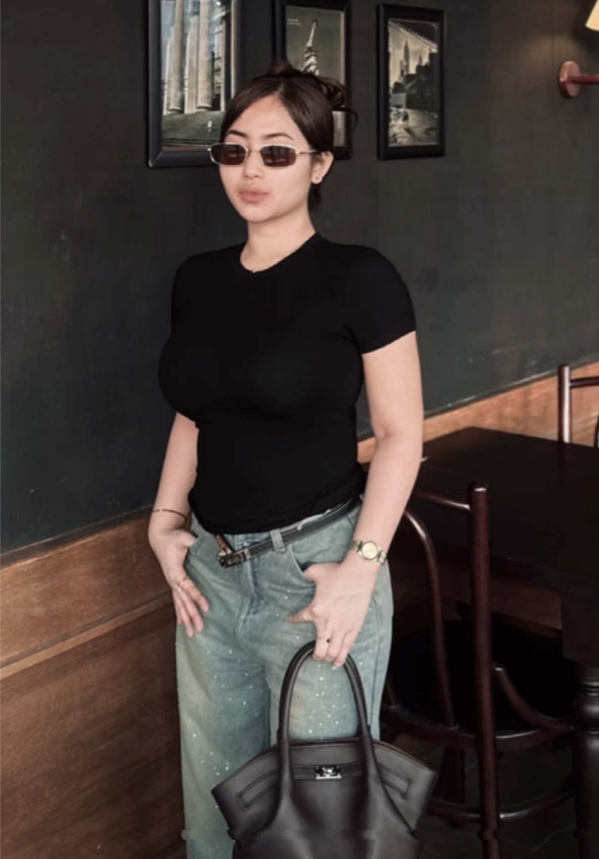 @Ly