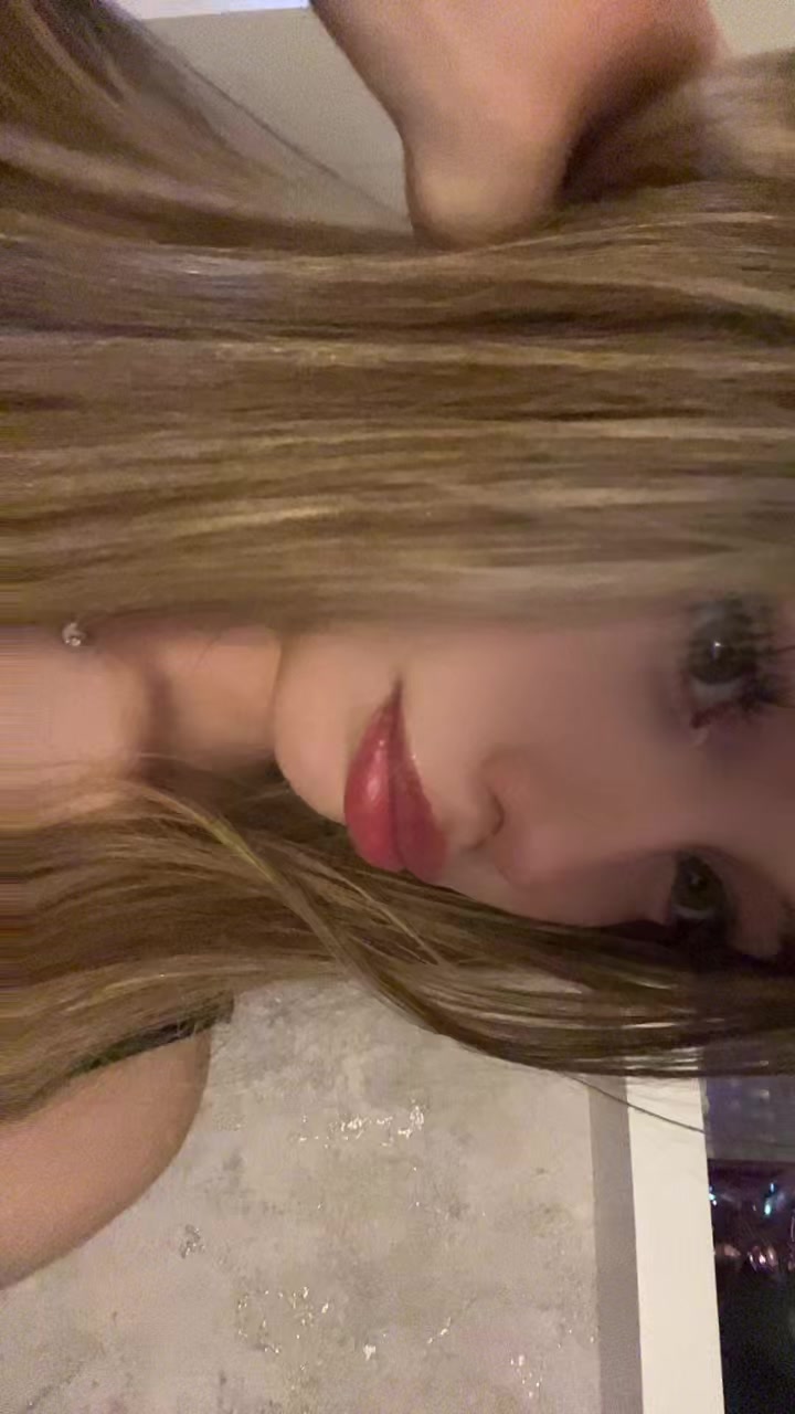 @нюша