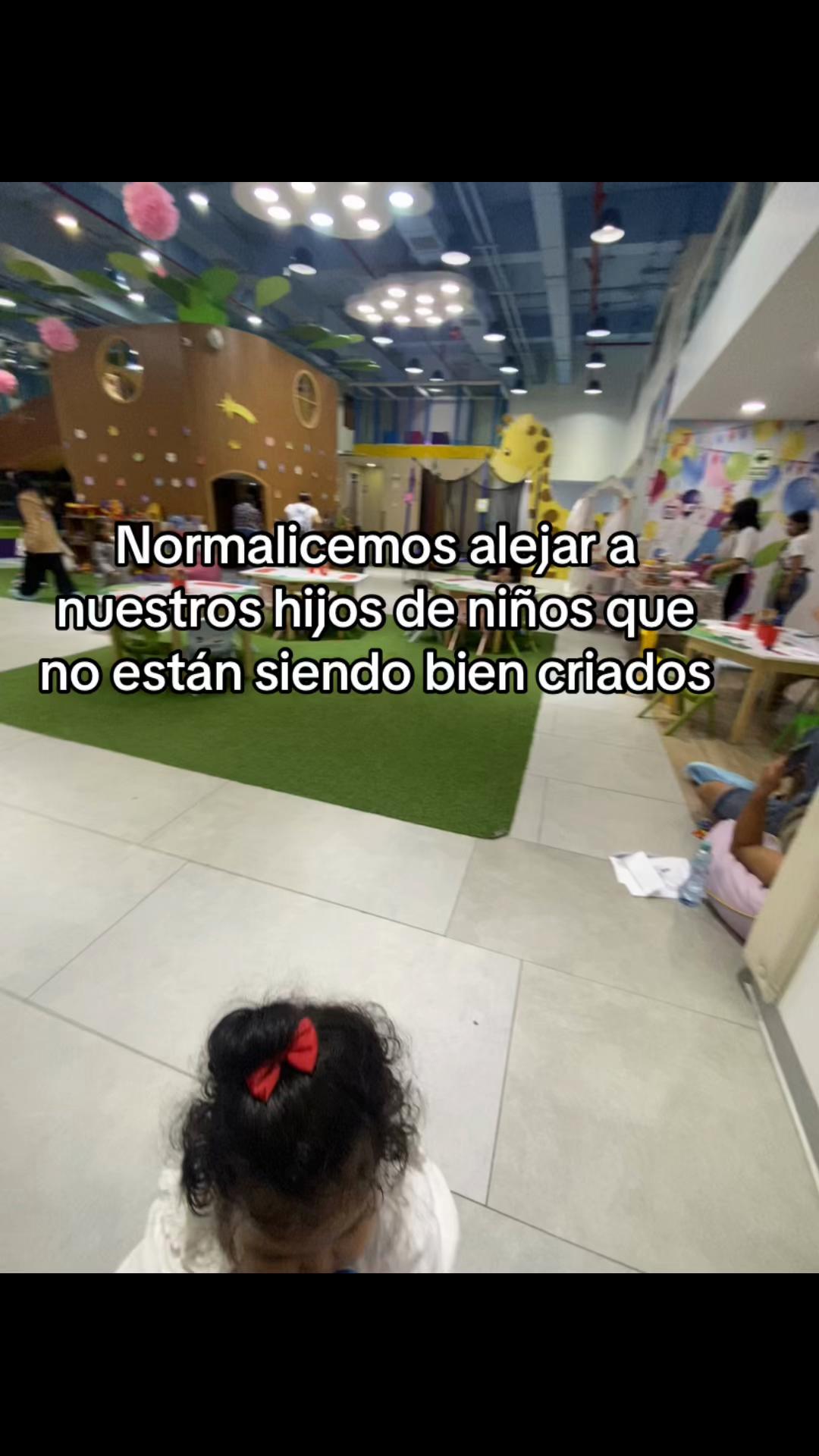 @Hilary Ponce/ mamá de alaïa