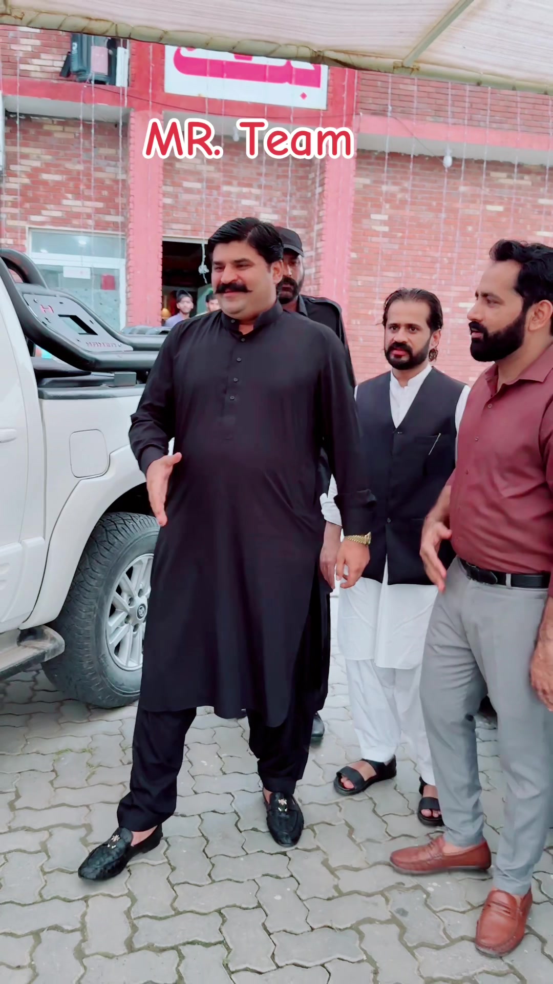 @Khawaja_Naveed_morshad