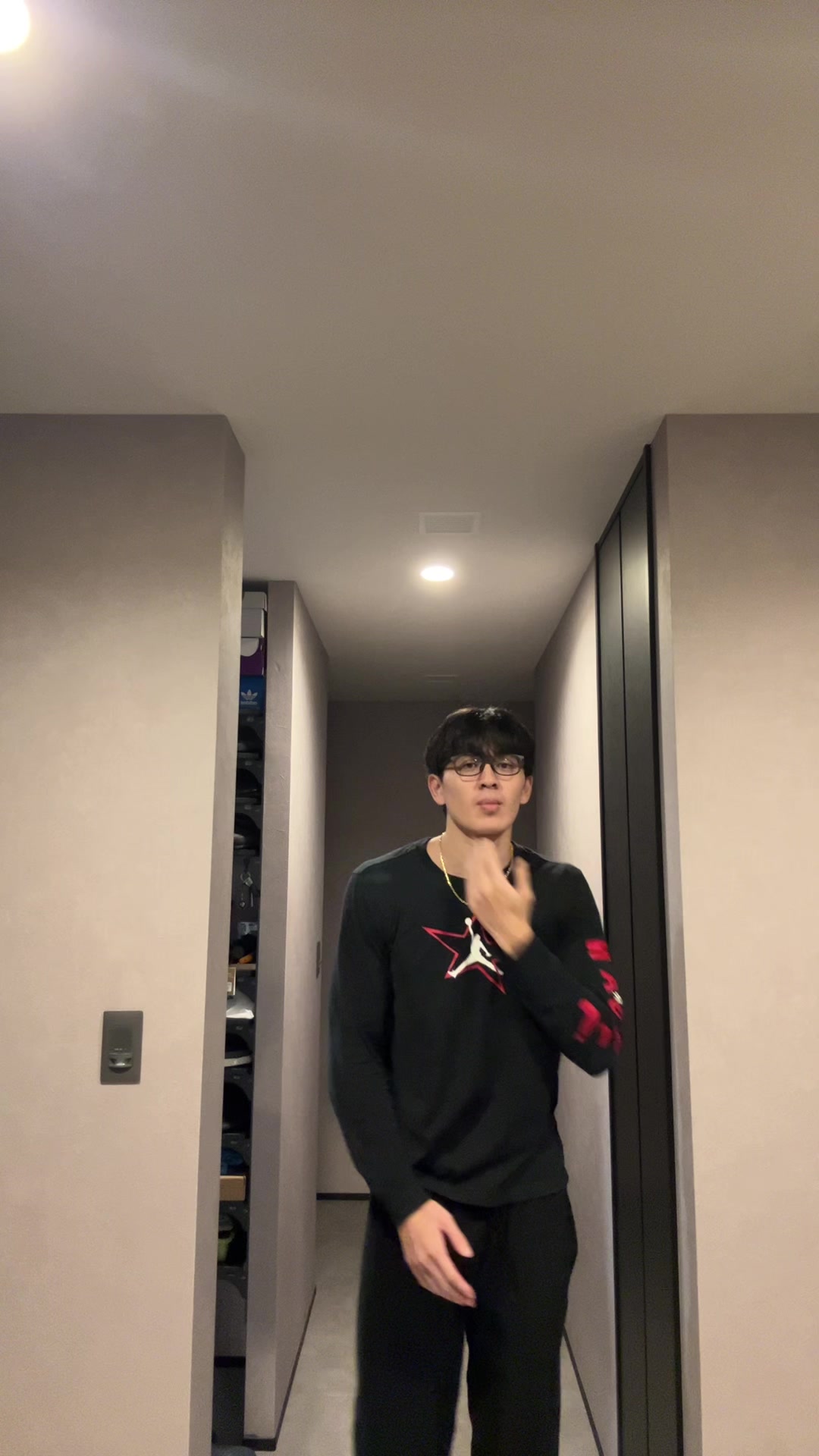 @RJ