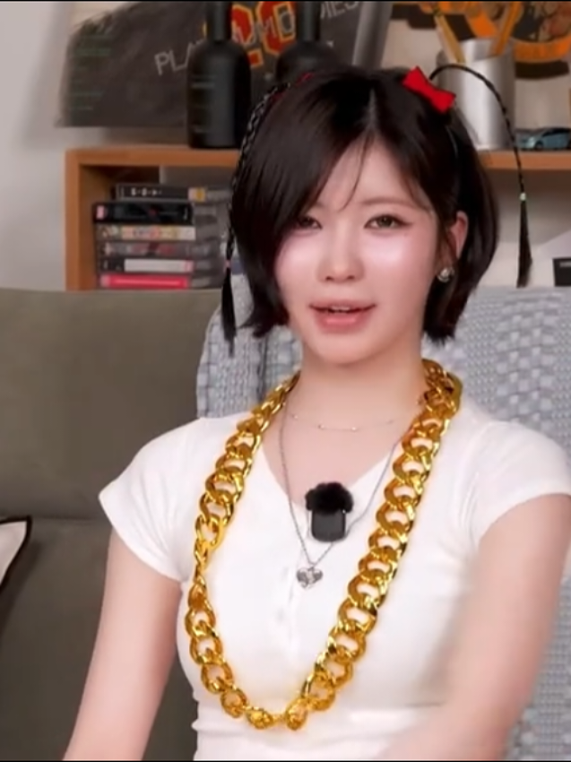 @hồng diệu T