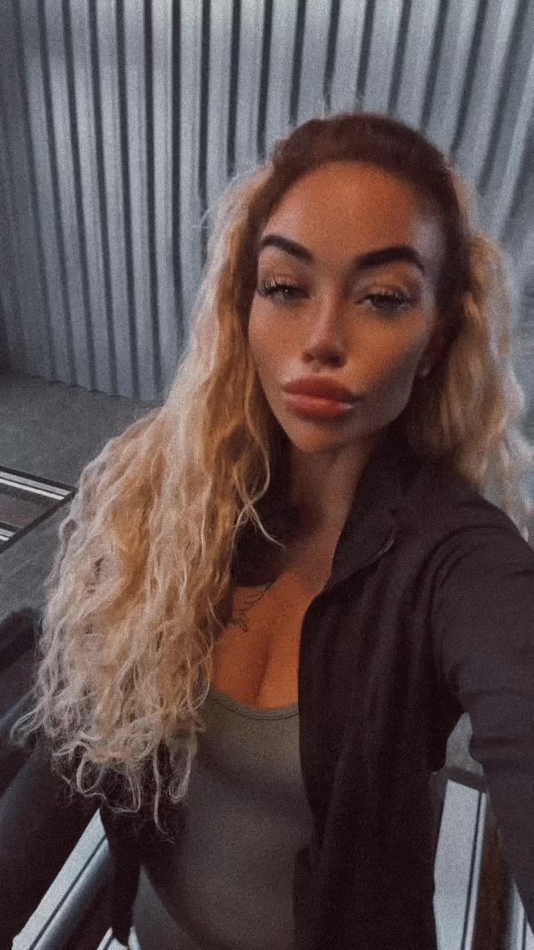 @🧿😜