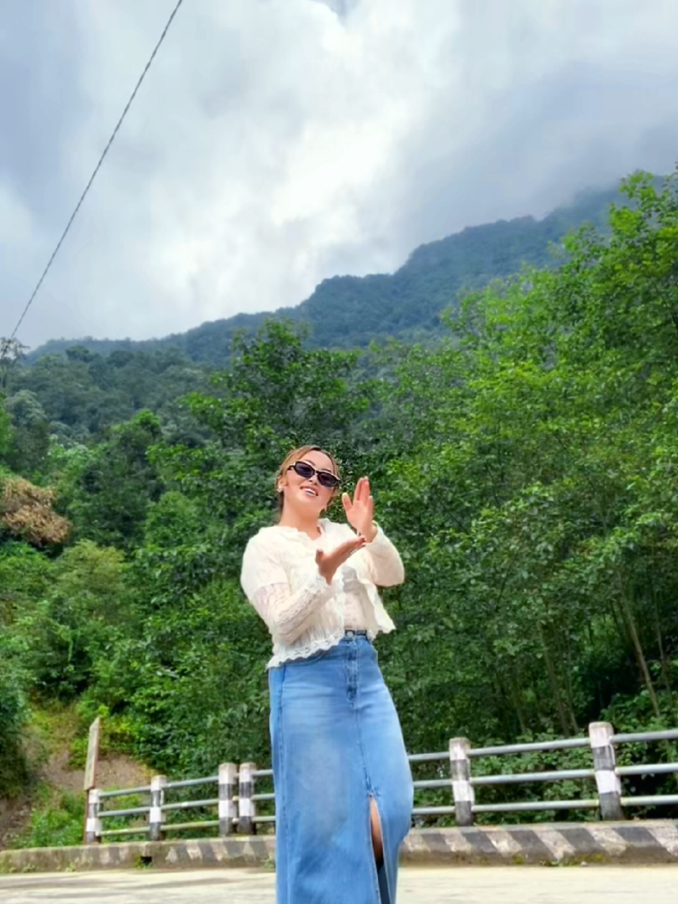 @मनिषा चाम्लिङ्ग राई🦋