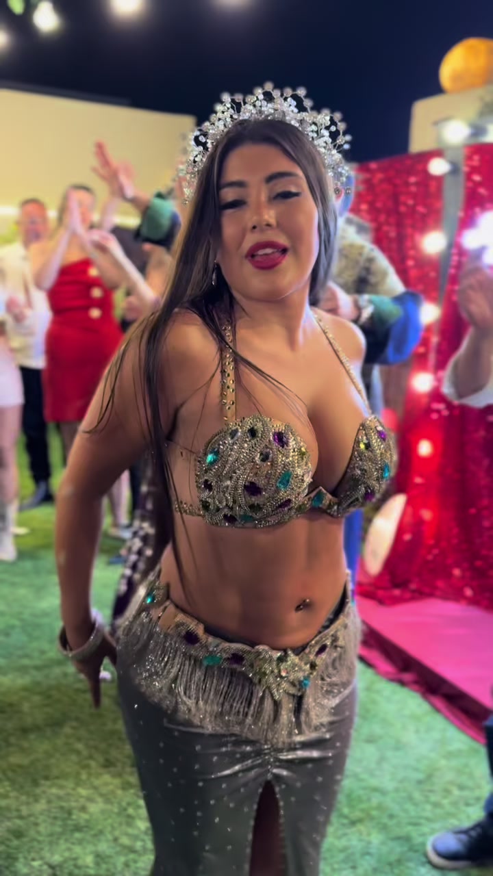 @Sarah.bellydancer