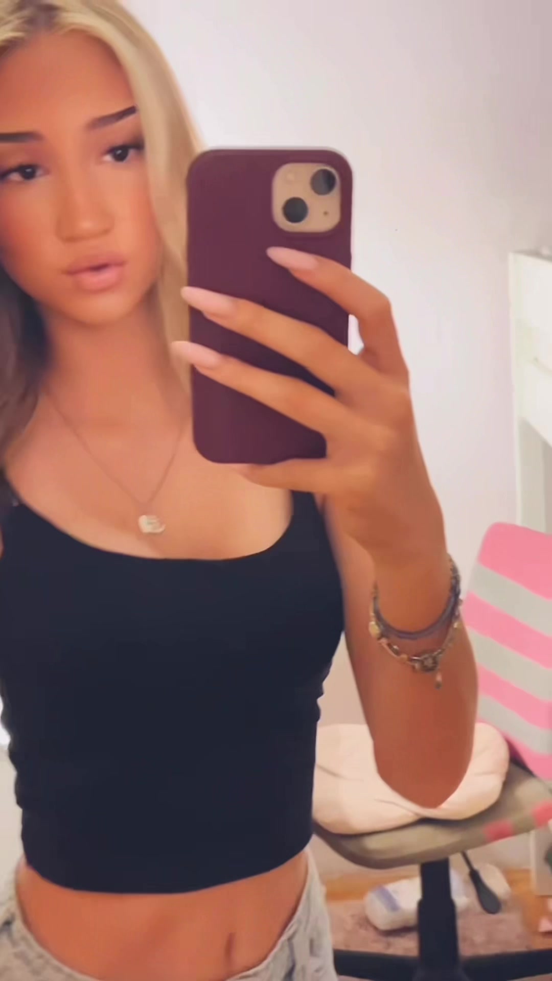 @niikoliijas