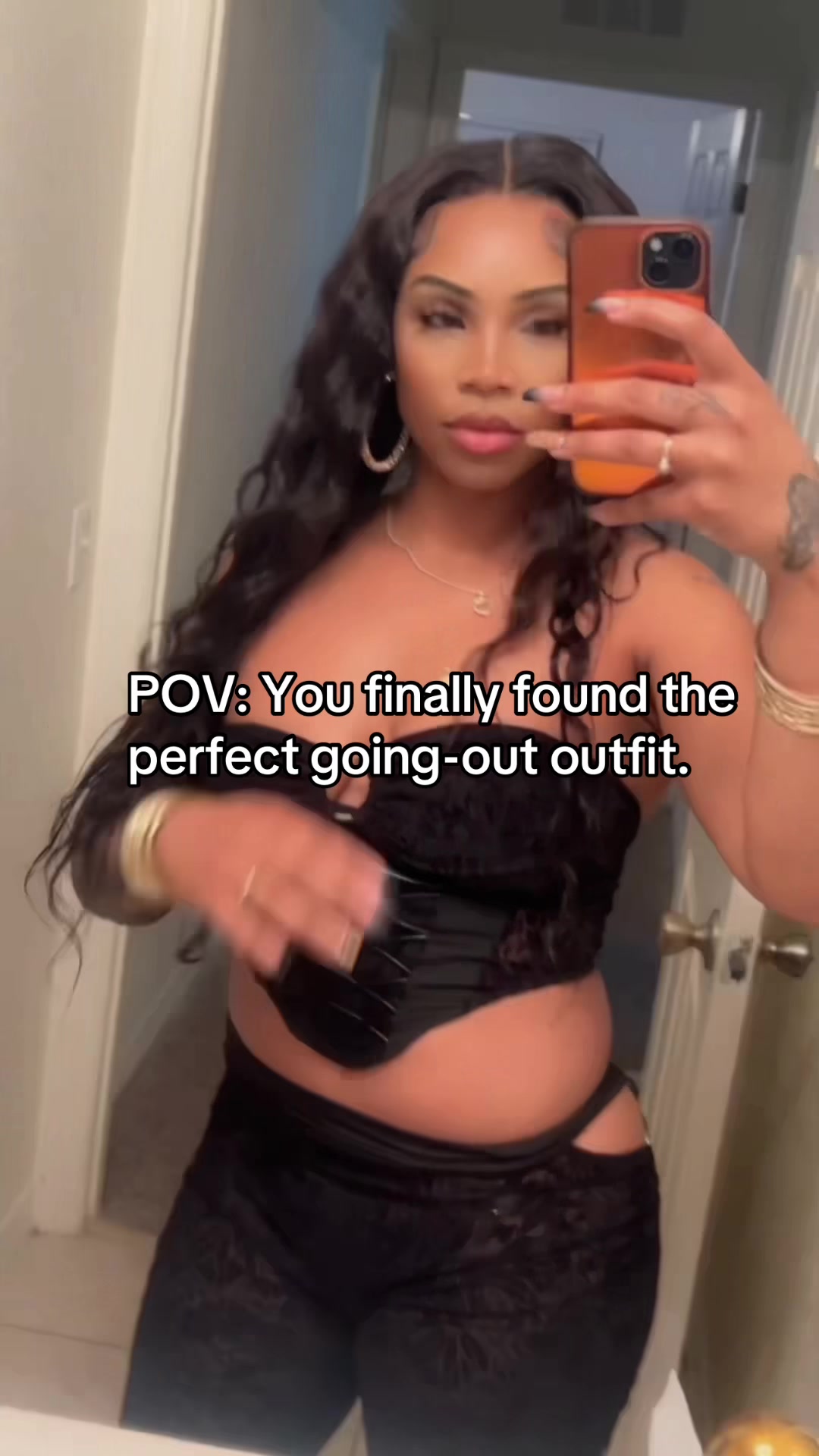 @Trayvia