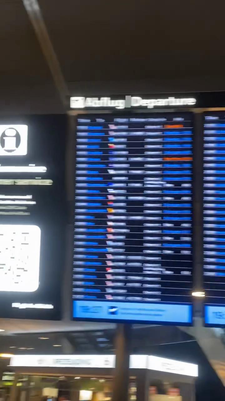 @Ab&uuml;d&ouml; Ab&auml;d&euml; c&auml;m&auml;r&auml;