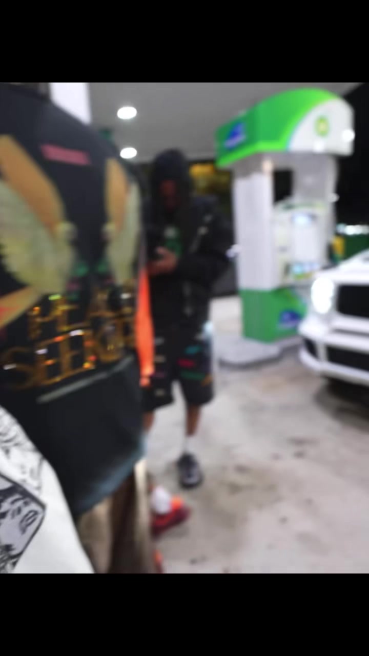 @Papi zuk💰