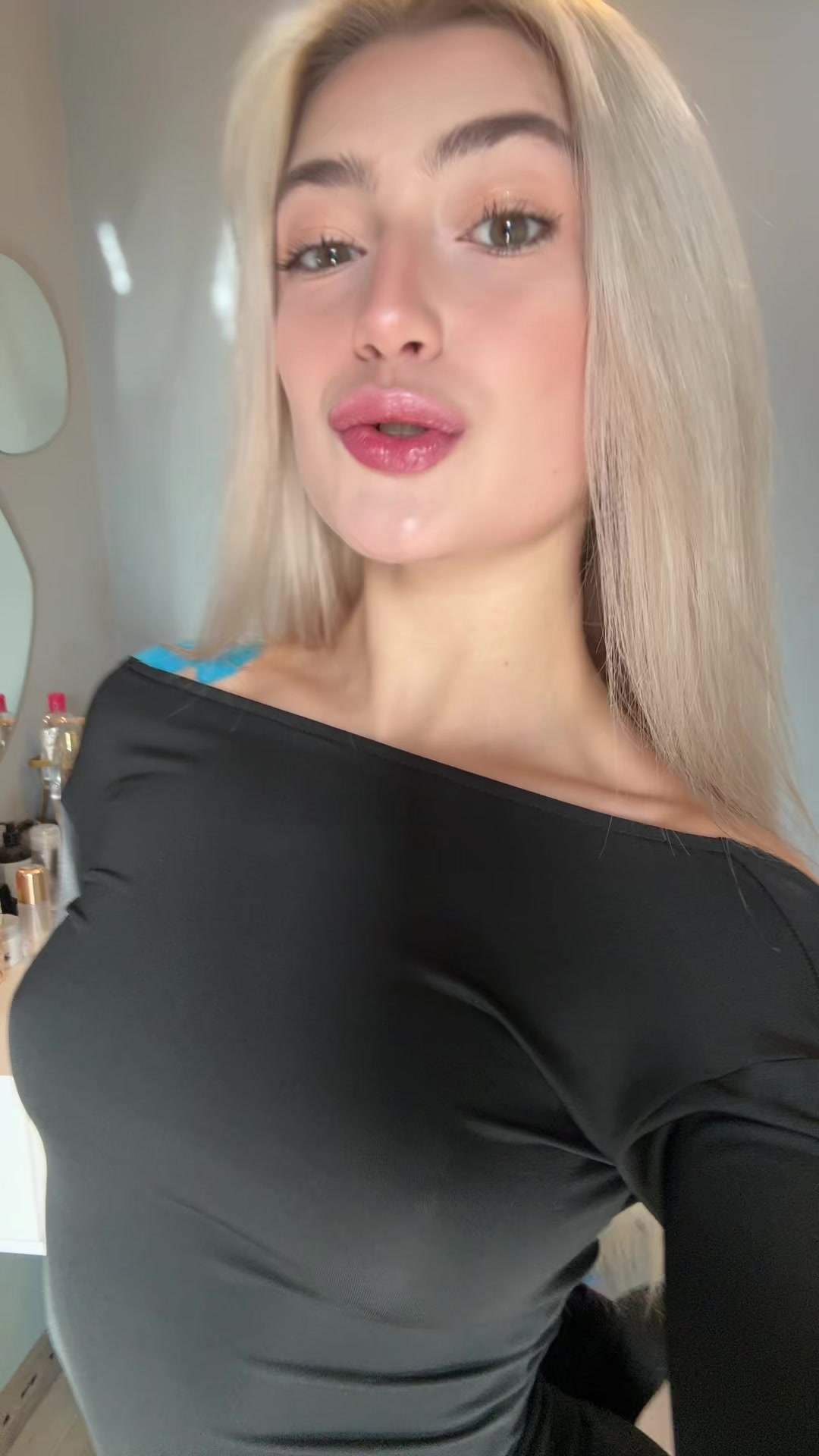 @yananevaa