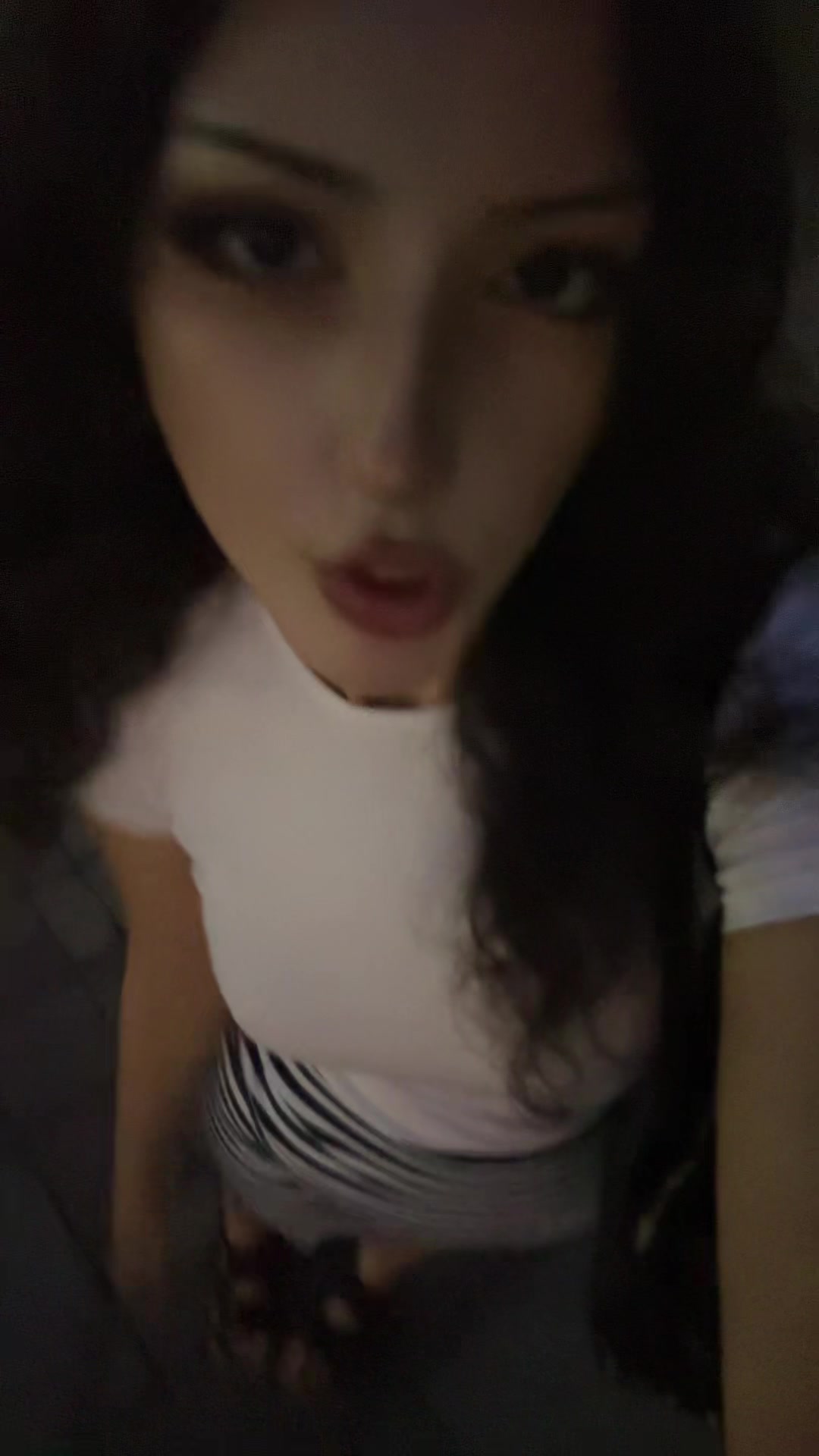 @✱