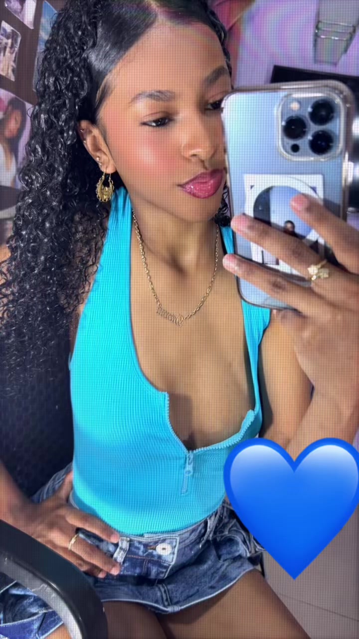 @𝓓𝓪𝓷𝓷𝓪🦋😍