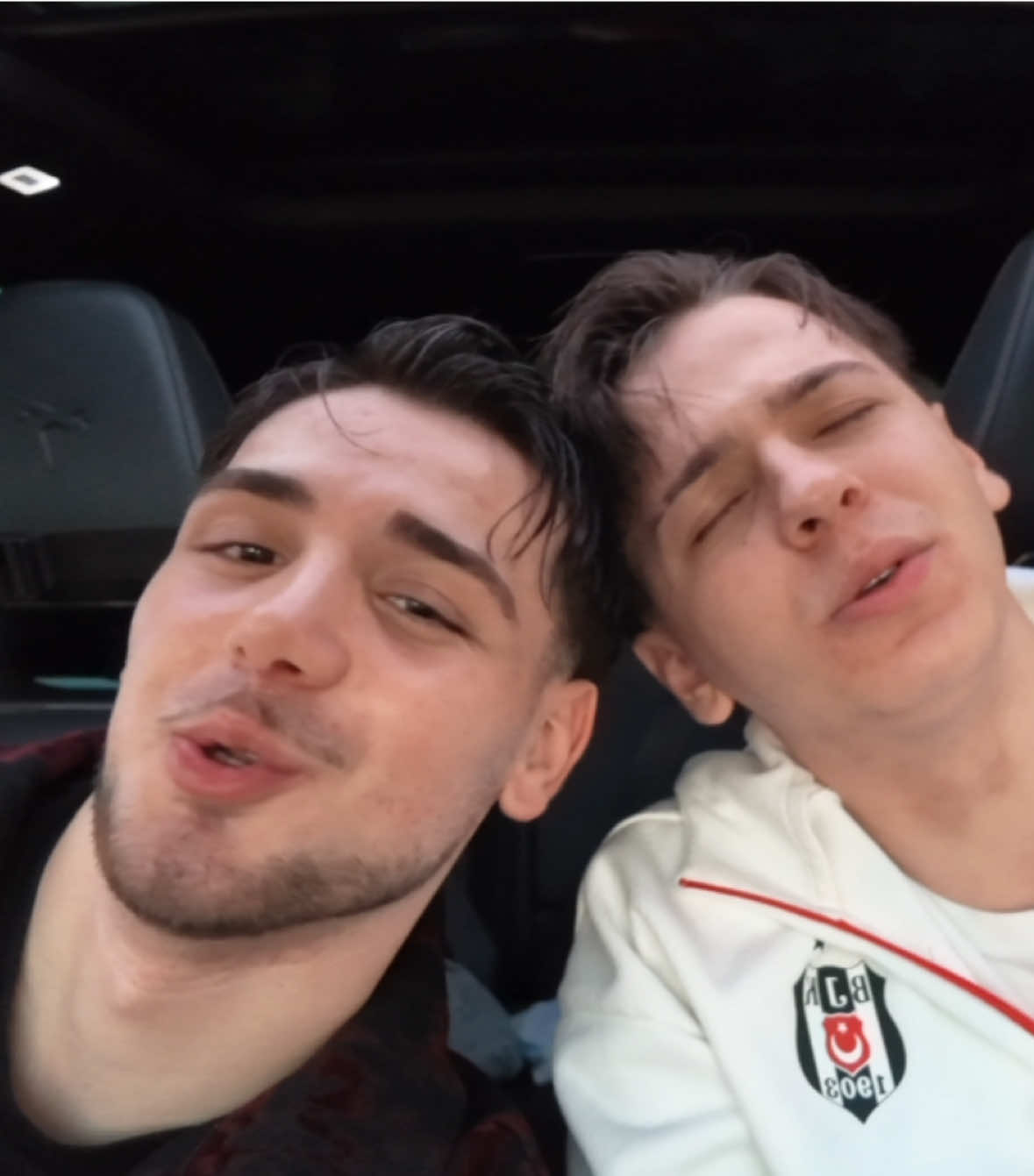 @tugraacerii
