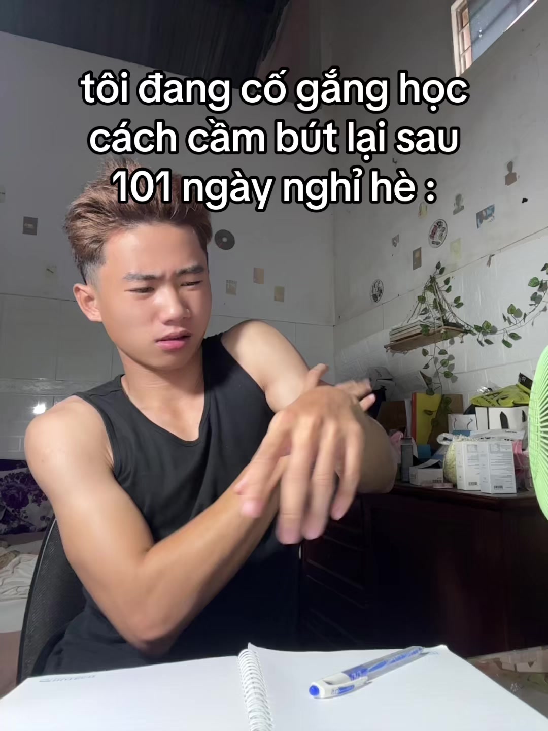 @đứa trẻ kh&ocirc;ng c&oacute; mẹ