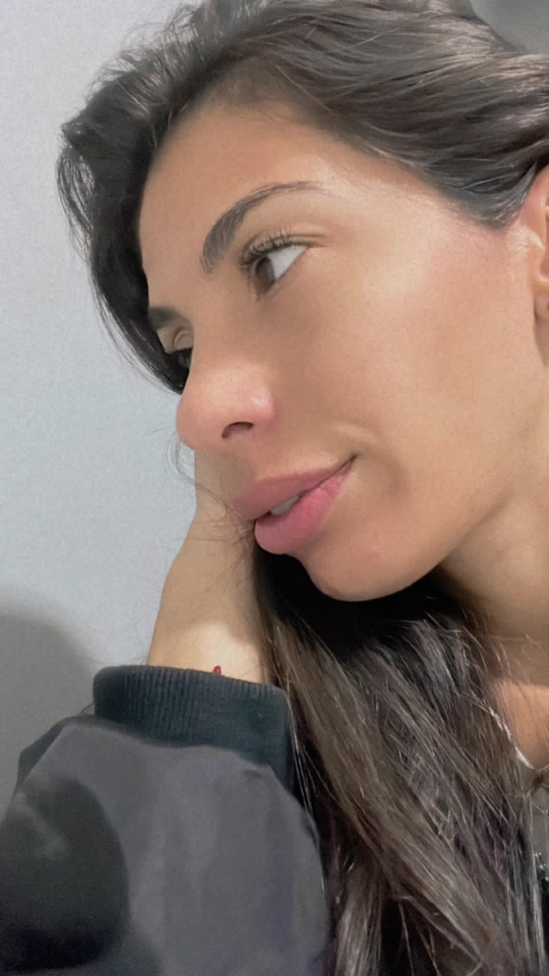@Morena777