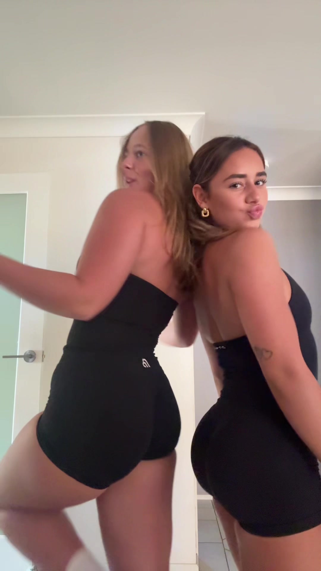 @sienajones