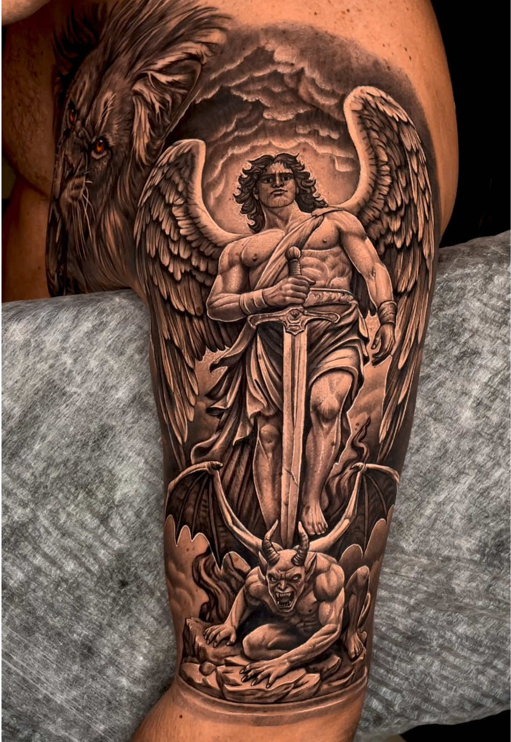 @Studio Sky Tattoo e Piercing