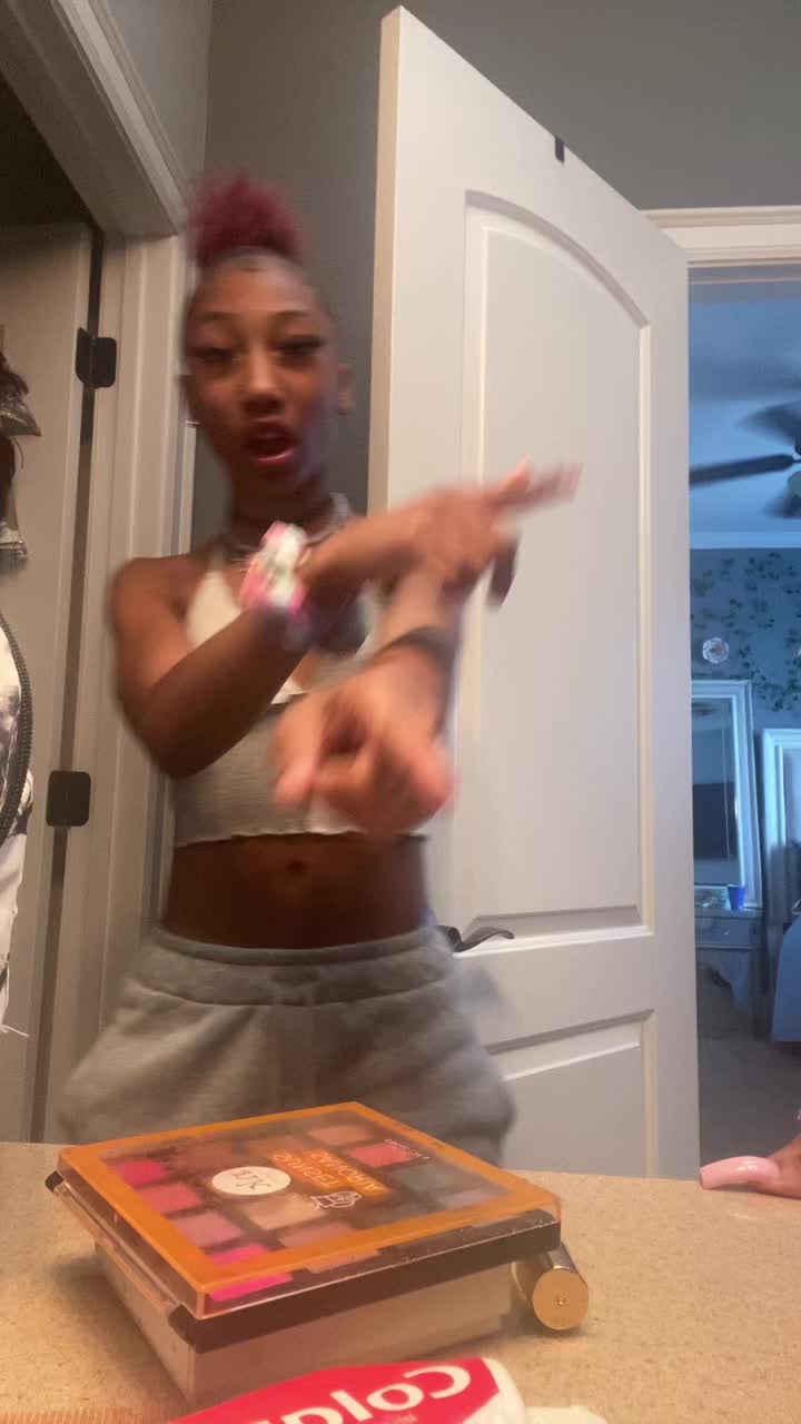 @Alainá 🌟