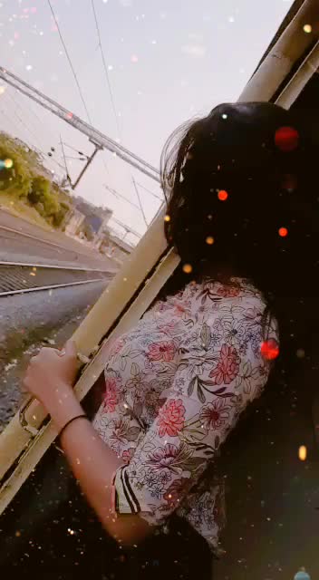 @🦋