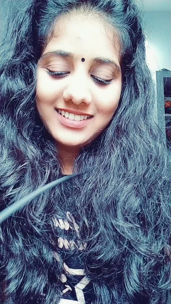@👑ponnu👑