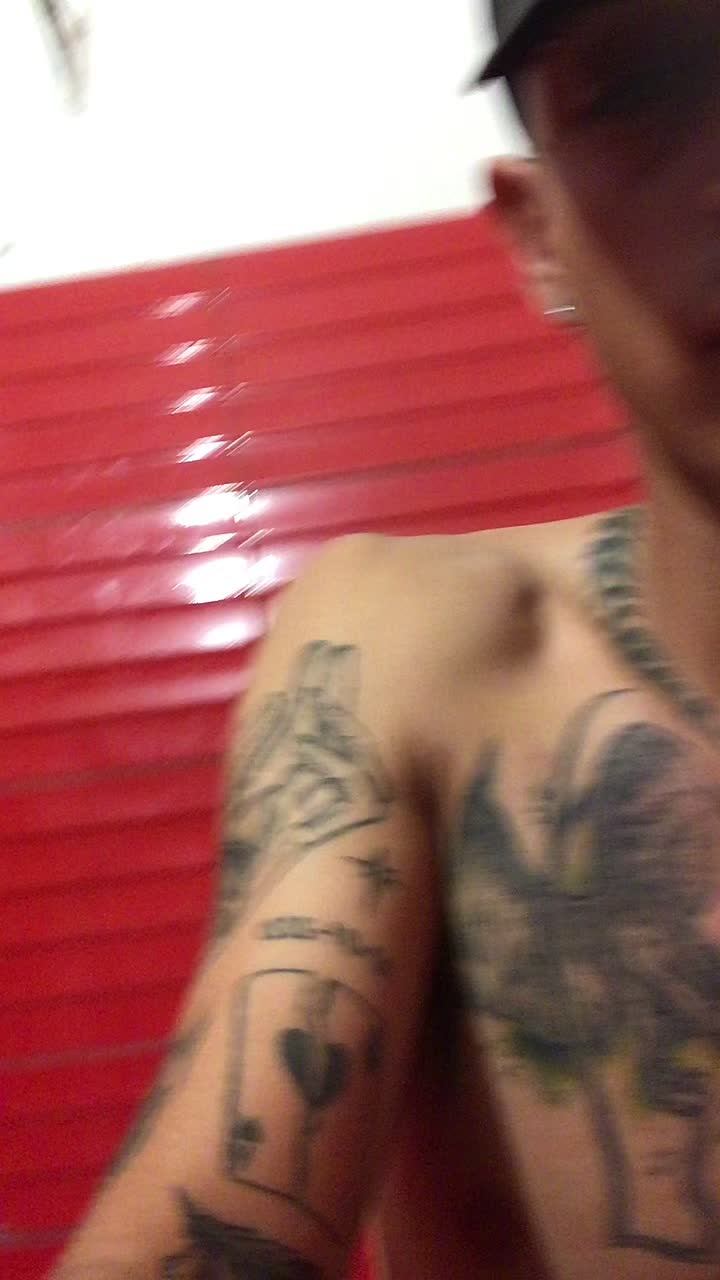 @𝖆𝖓𝖉𝖗3𝖘