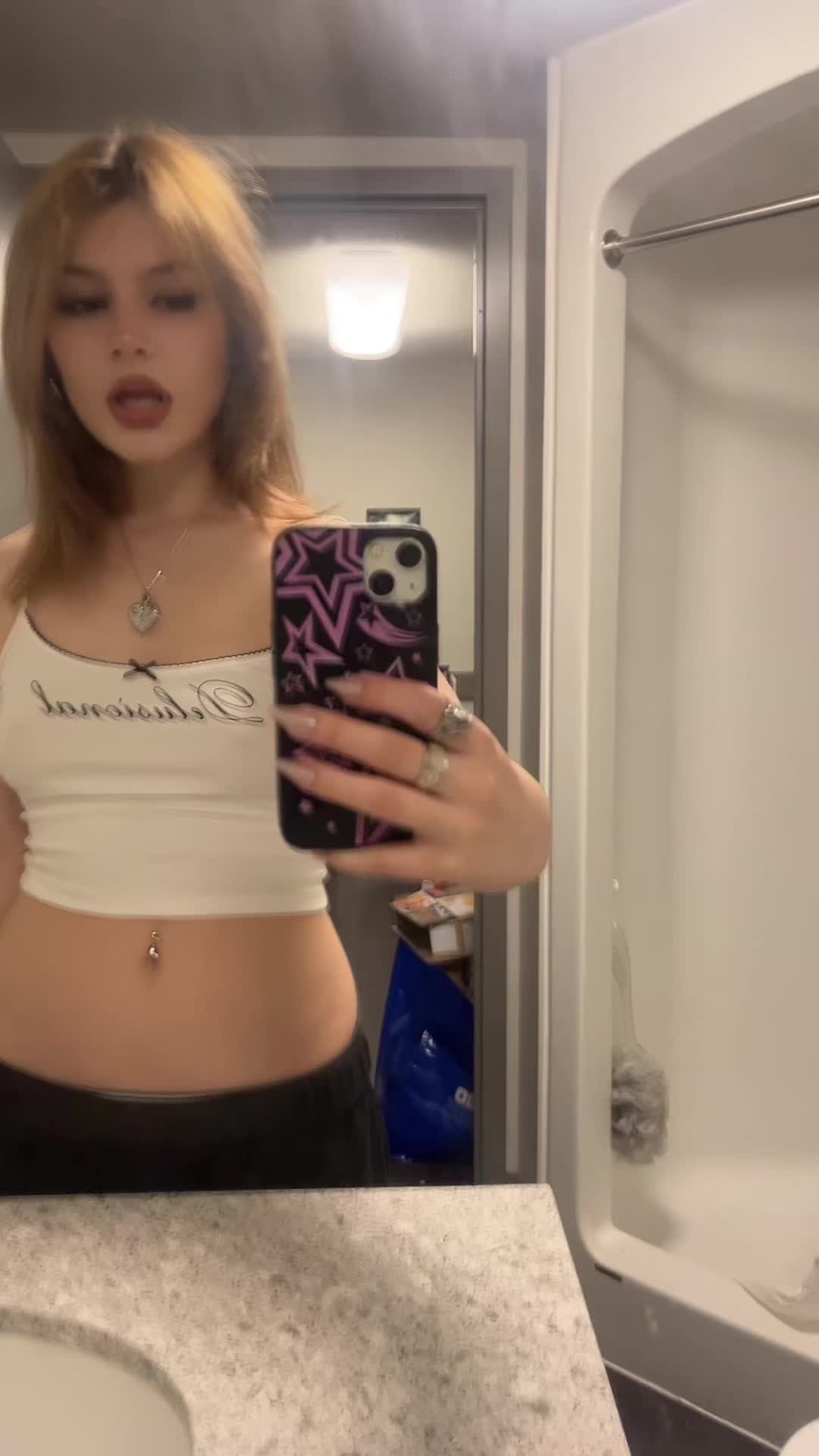 @glitteri✧˖&deg;.