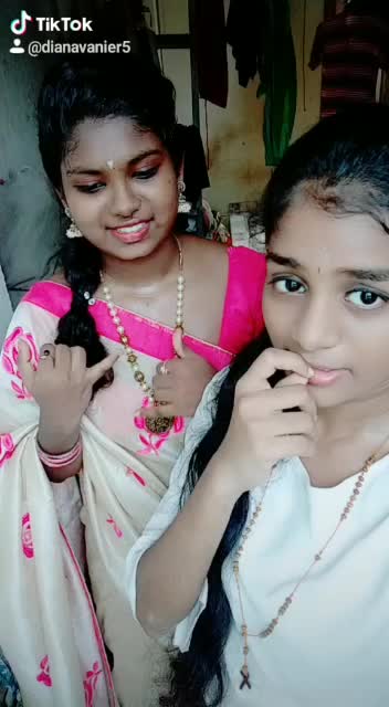 @cute girl riya😍😍😍