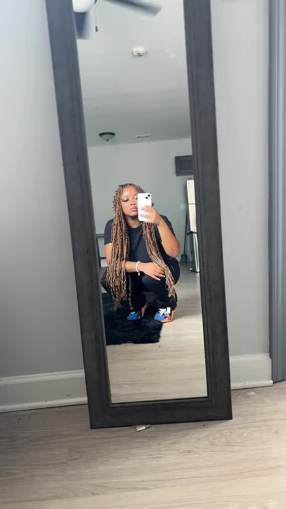 @ari_kari20 🪖