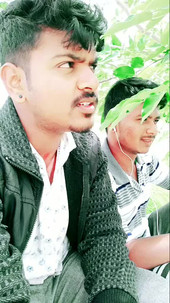 @s😍i😘l😀e🤓n☺t