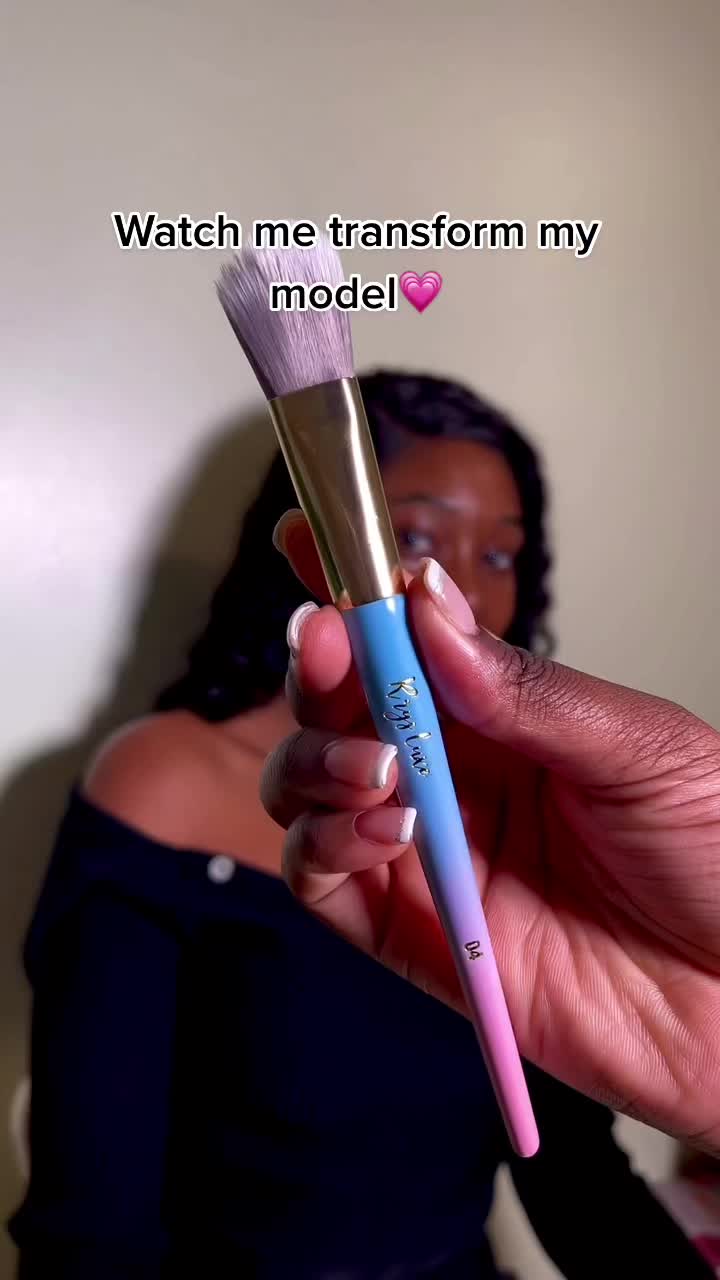 @krysluxebrushes