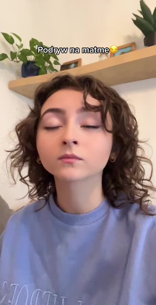 @Alxyni