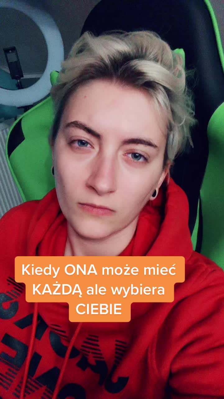 @aleeeks_95