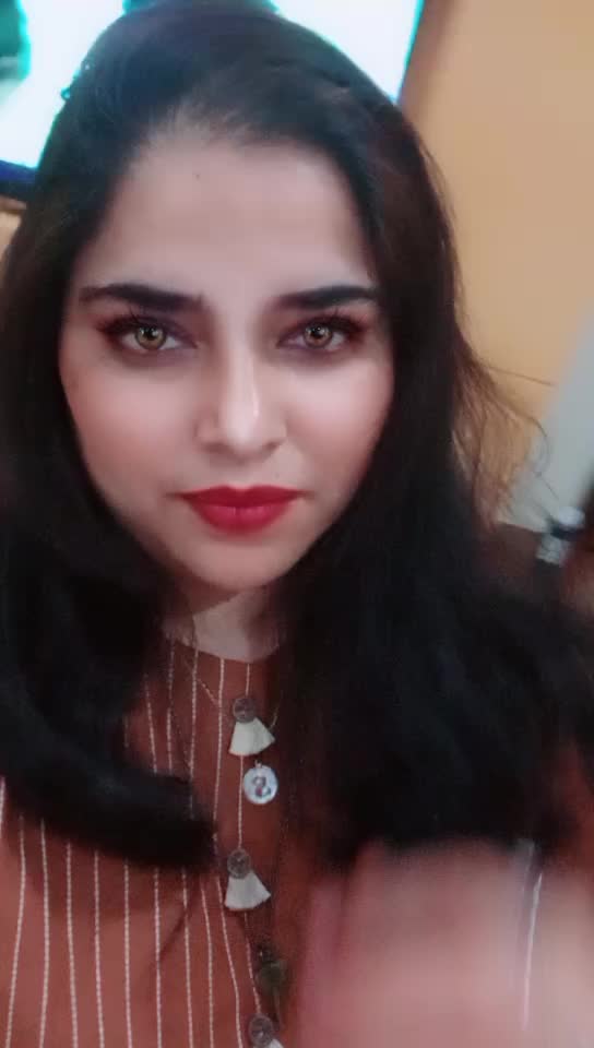@saneya kahan